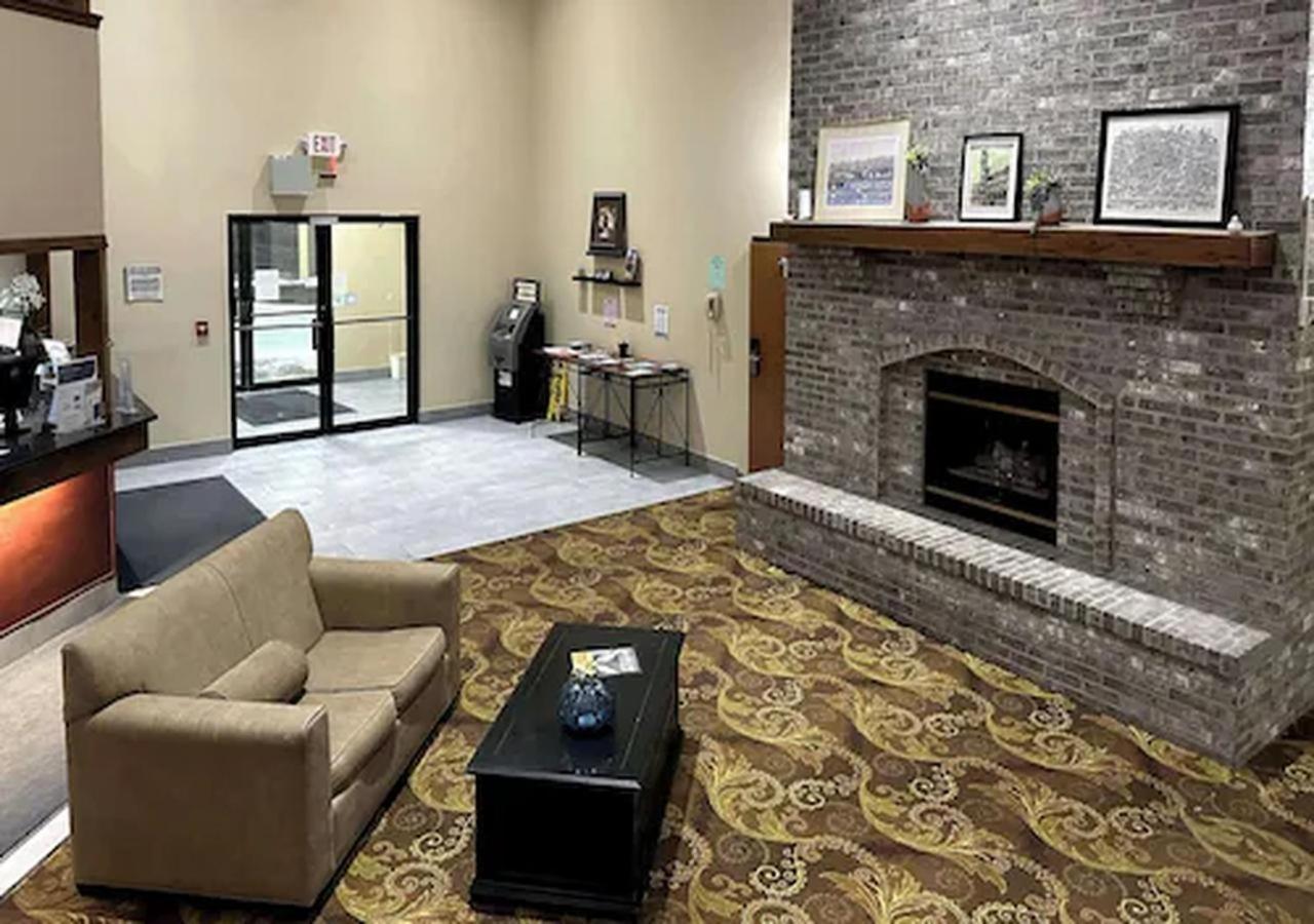 Quality Suites Near West Acres Fargo Luaran gambar